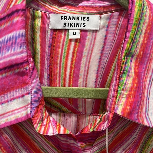 NWT Frankie’s Bikinis Fifi Button Down Short Sleeve Multi Colored Blouse Sz M - Picture 4 of 9